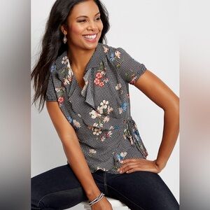 Maurices Size M Checkered Floral Gingham Wrap Blouse Cap Sleeves Ruffle V-Neck